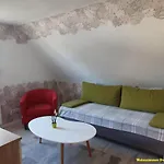 Neuenberg 아파트 풀다