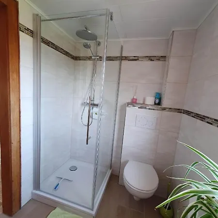 Neuenberg * فولدا