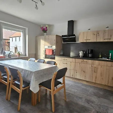 Neuenberg فولدا